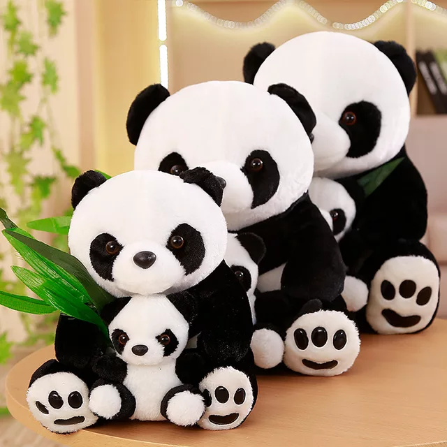 Mama & Baby Panda - Cuddles